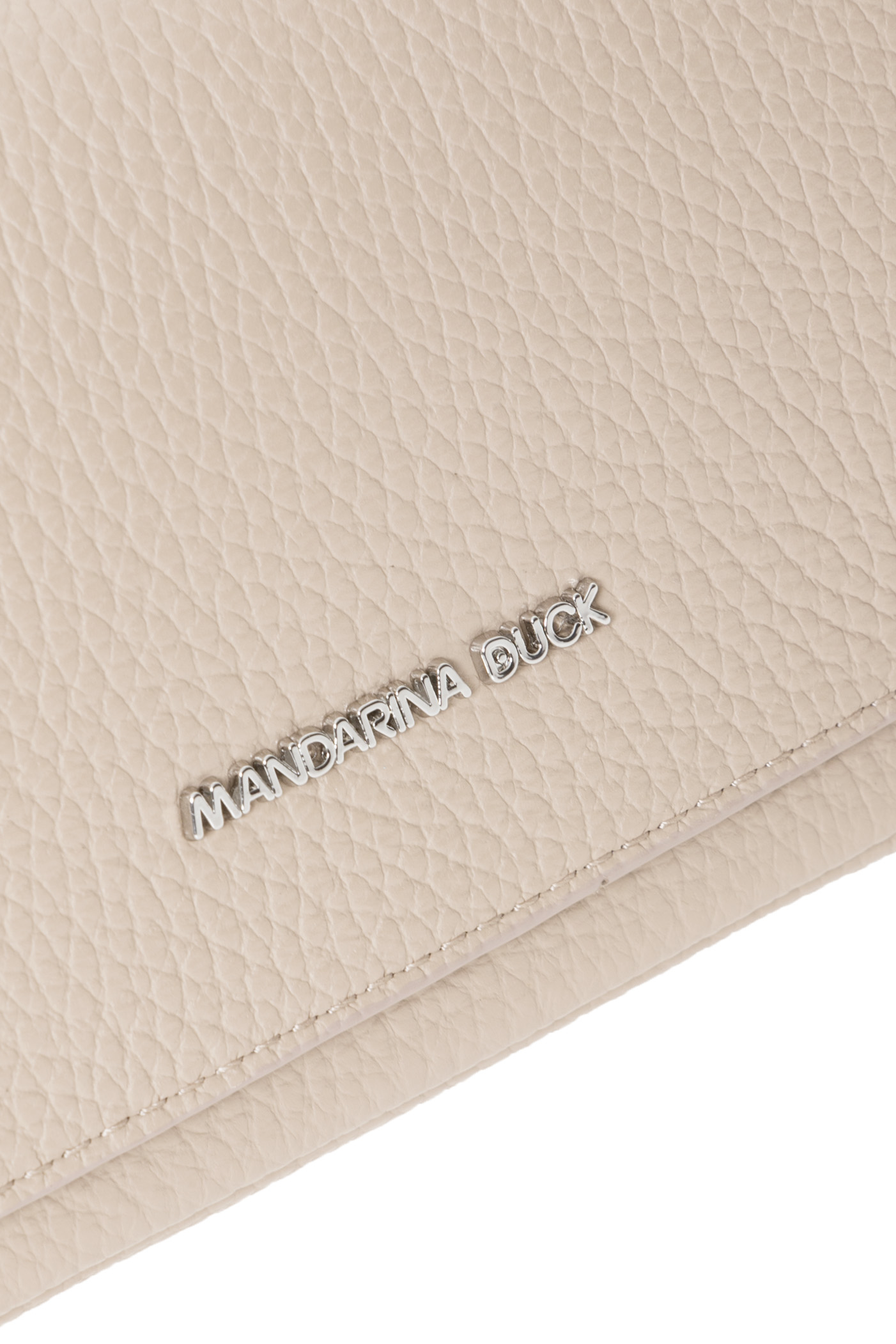 MELLOW LEATHER CROSSOVER Product Title